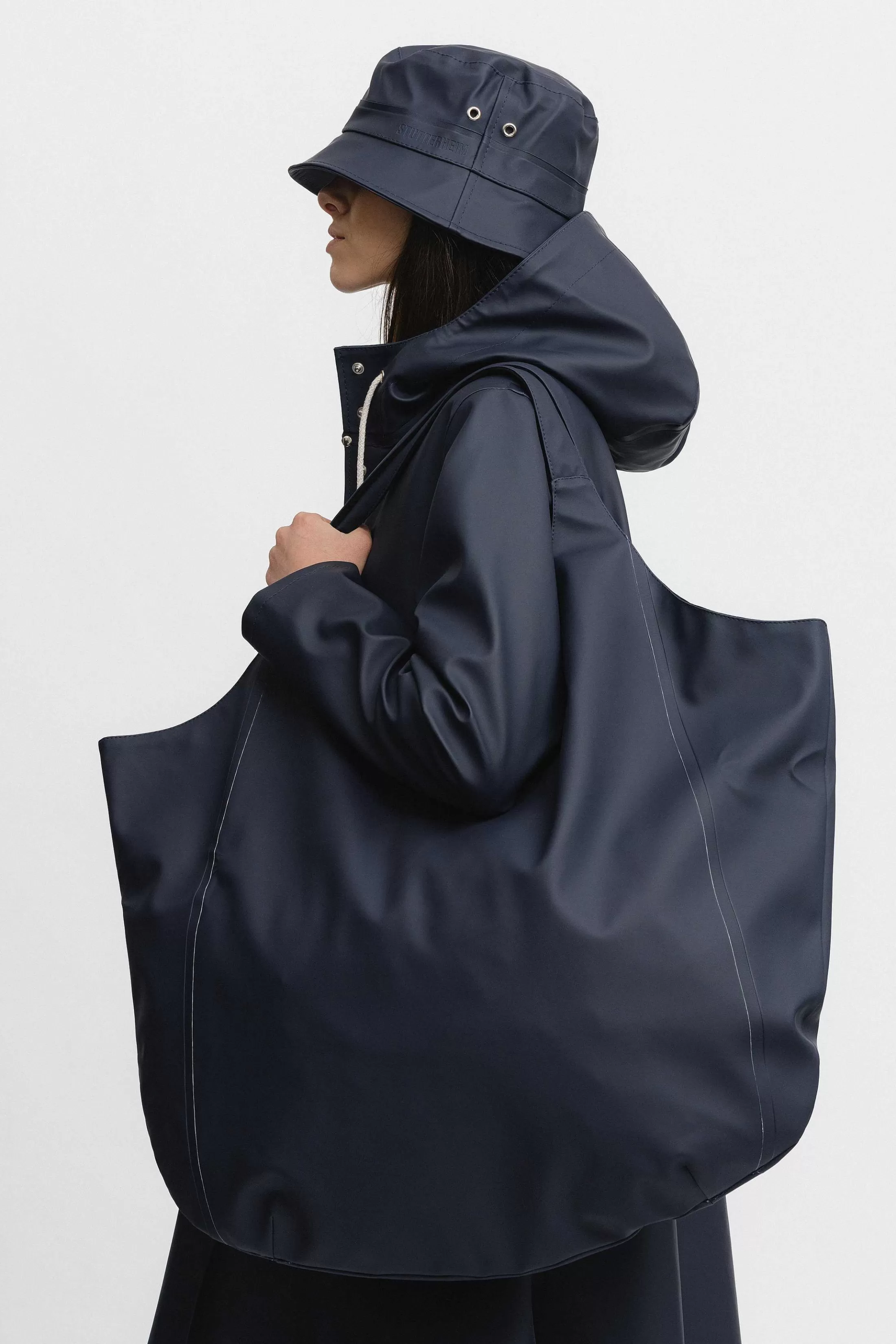 STUTTERHEIM Svea-Tas Online